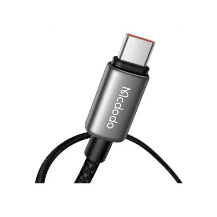 Mcdodo CA-8750 – USB-C connector close-up