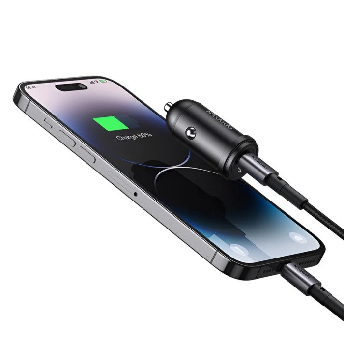 Mcdodo CC-7495 – charging an iPhone in the car